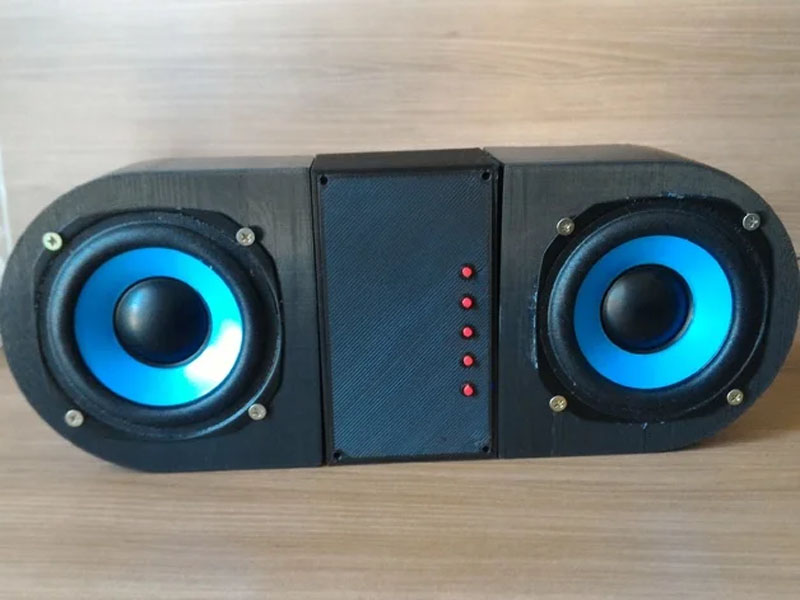 旋转蓝牙音箱