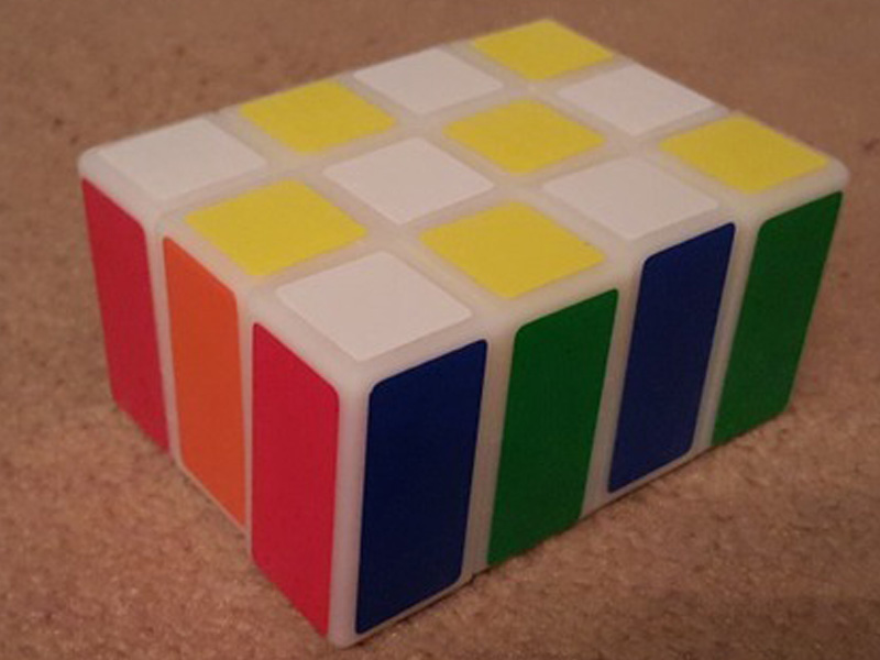 1x3x4扭曲拼图