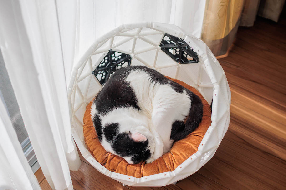 圆顶猫舍床零件拼装