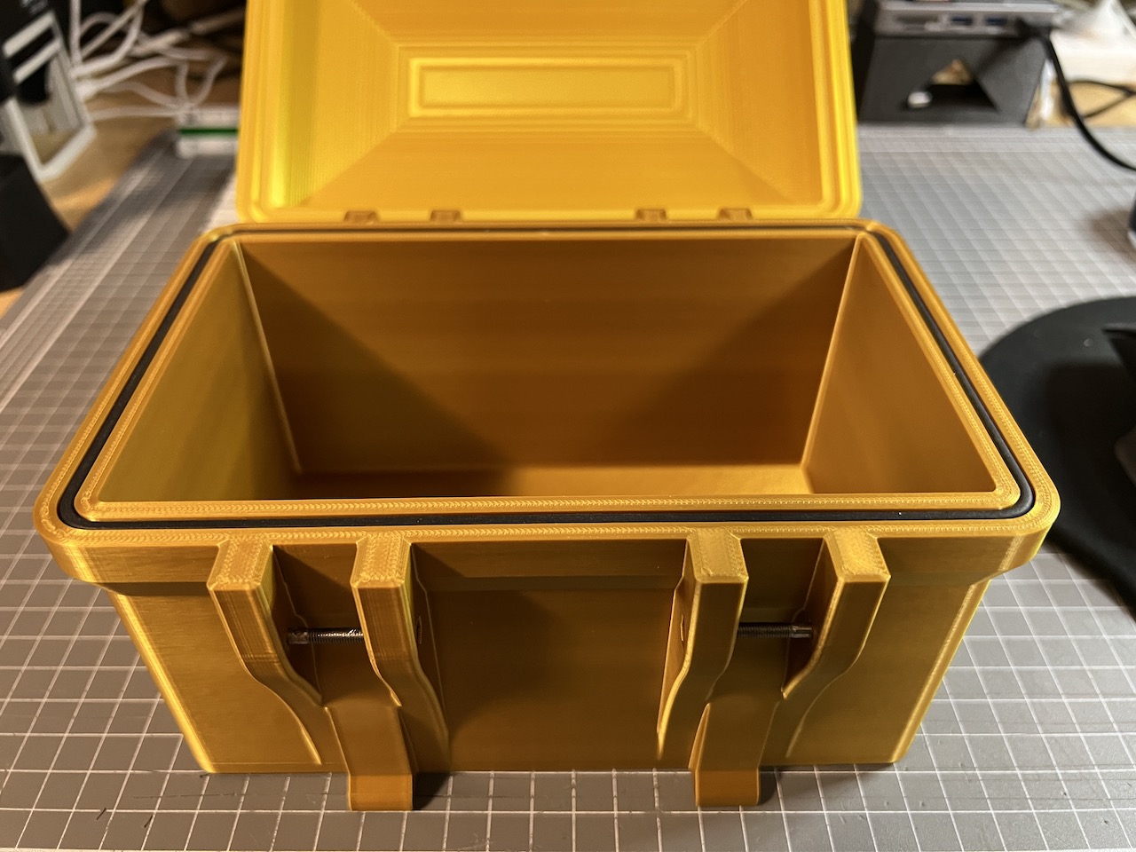 防水防尘实用工具盒